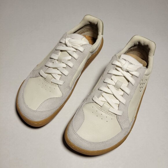 Vivobarefoot Womens Gobi II Premium Leather Sneaker in Dusty Green - Picture 3 of 13